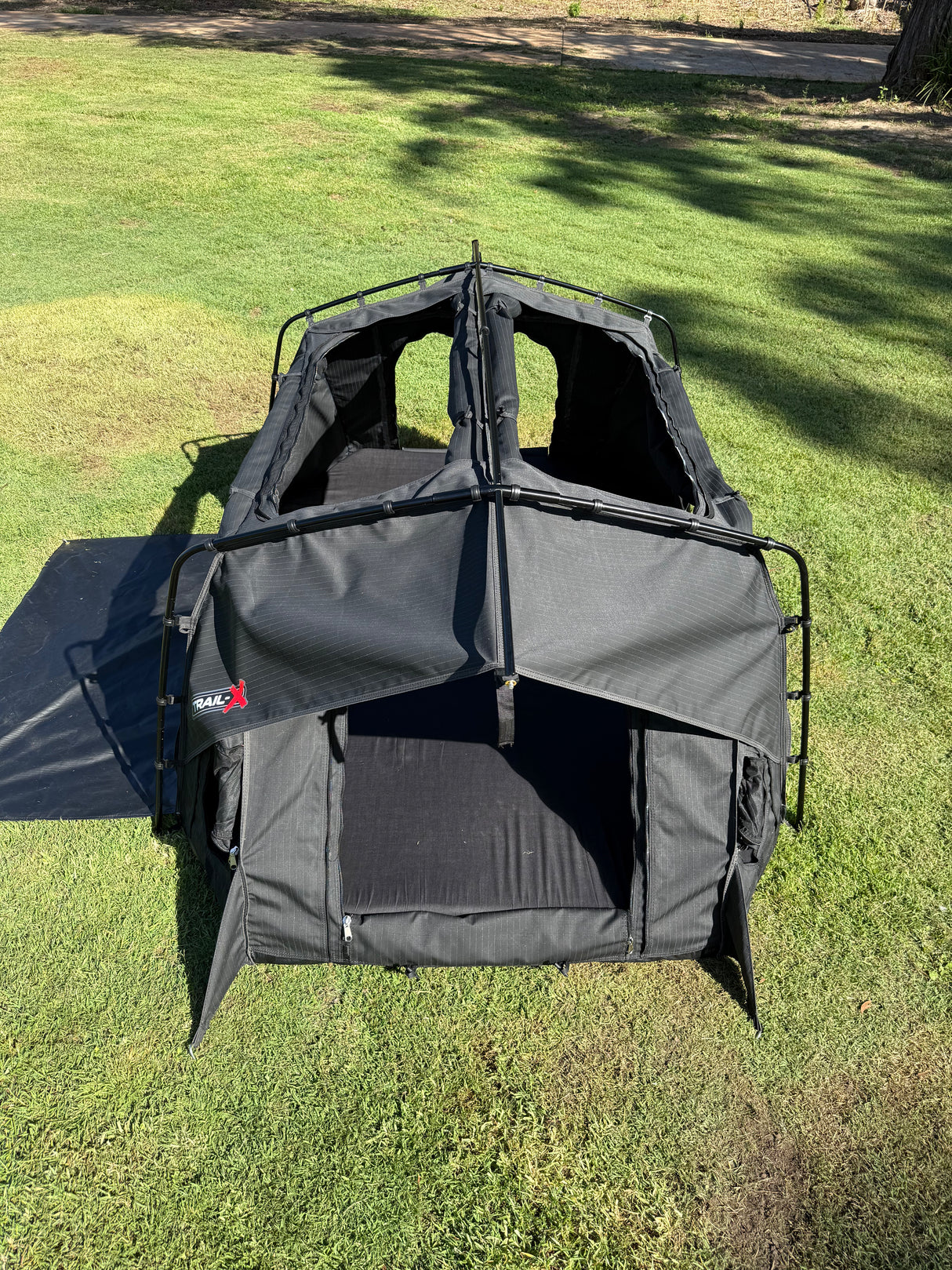 Trail-X Penthouse Xtreme King Swag | No Mattress | Midnight Fly | 12V Light |Carry Bag