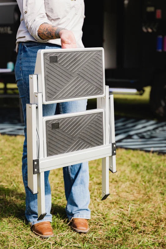 COMPANION CARAVAN LIGHTWEIGHT DOUBLE STEP