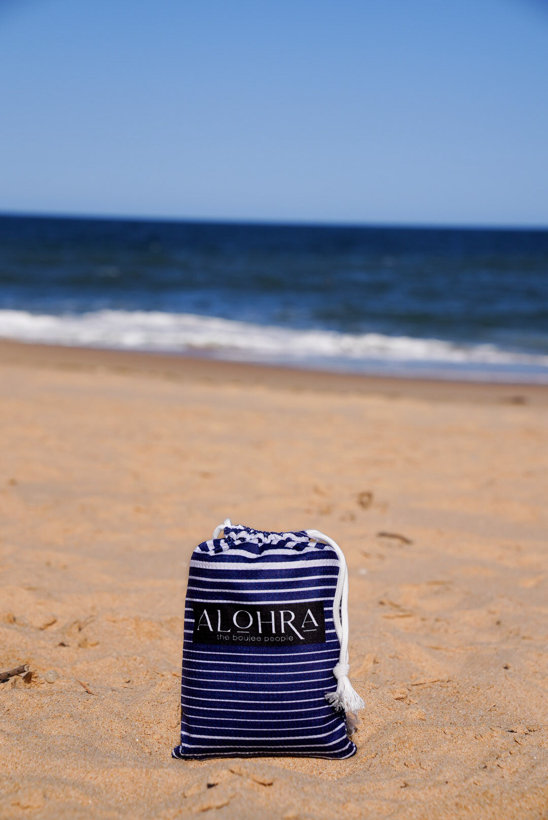 Sand Free Beach Towels Blurred Lines Navy