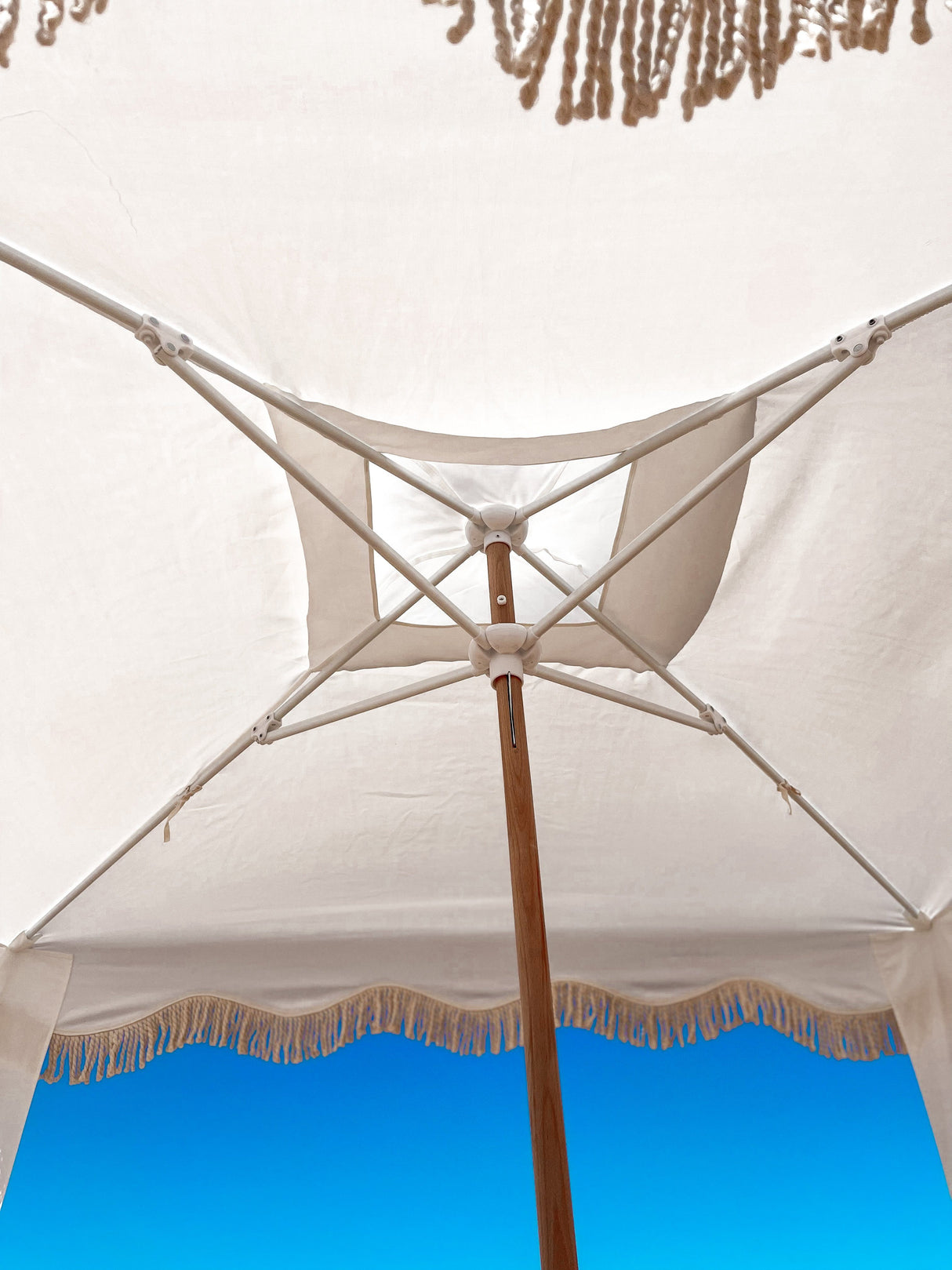 Alohra Deluxe Beach Cabana Summer Bliss