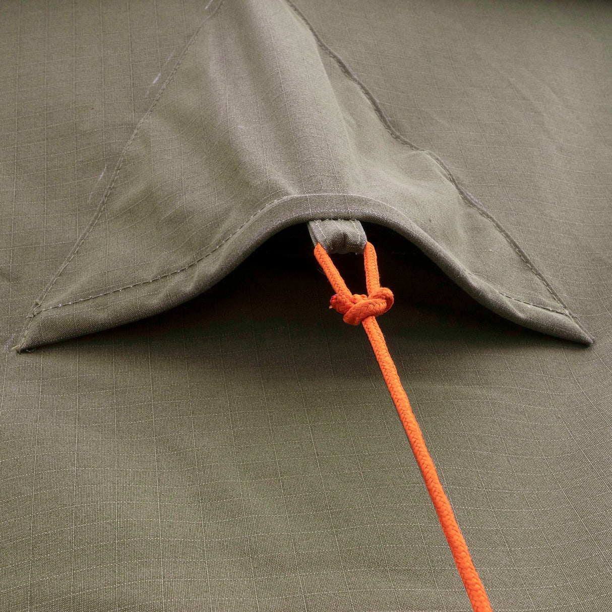 Darche Dirty Dee Plus Swags