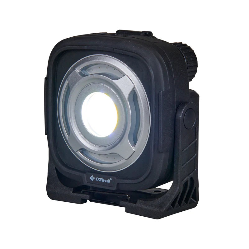 OZTRAIL LUMOS DIALBRIGHT 1500 CAMP LIGHT