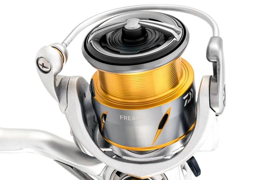 Daiwa 21 Freams FC LT Spin Reels