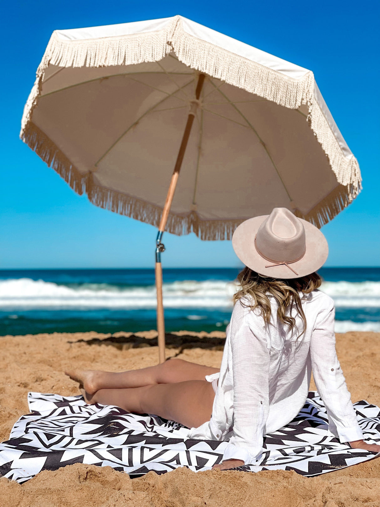 Alohra Deluxe Beach Umbrella Summer Bliss