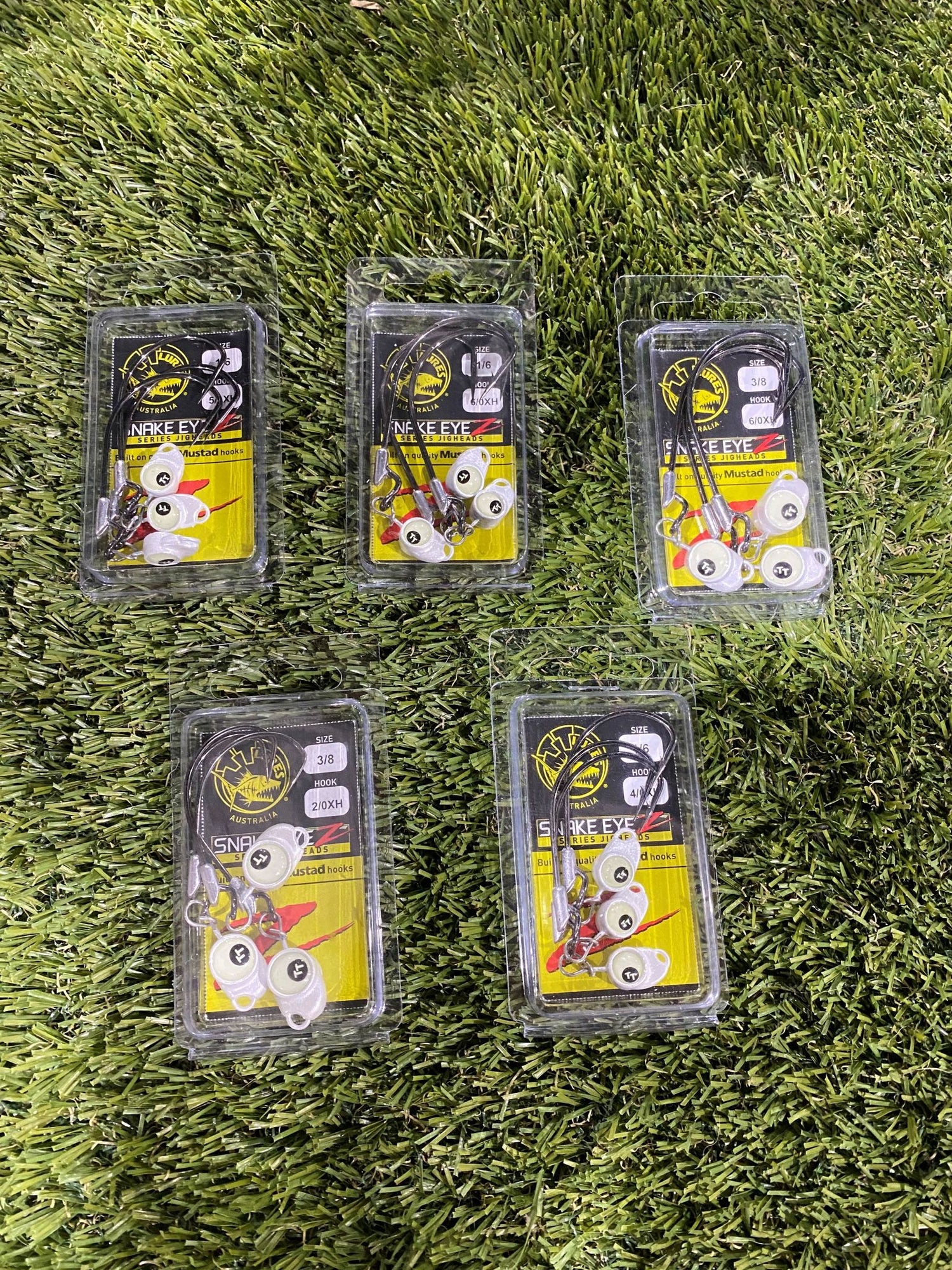 TT Lures Snake Eyez Pearl XH Jigheads